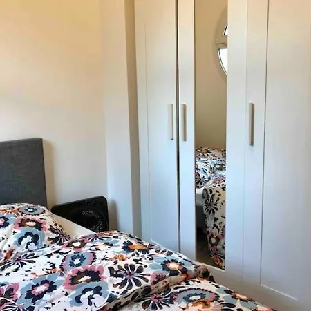 Flat In Le Roy, 6 Min From Paris Choisy-le-Roi