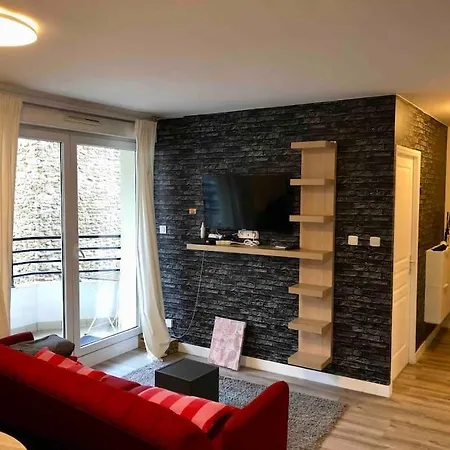 Flat In Le Roy, 6 Min From Paris * Choisy-le-Roi
